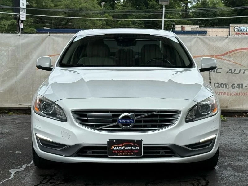 2018 Volvo S60 2nd Gen - Image 5 of 12