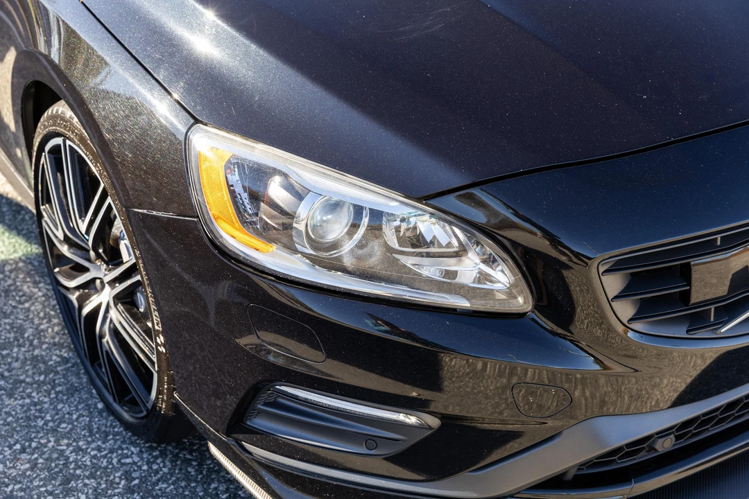 2018 Volvo S60 2nd Gen - Image 11 of 31