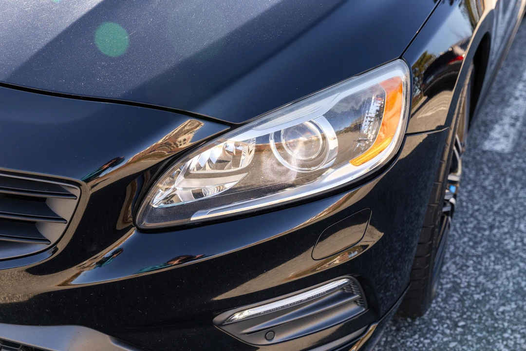 2018 Volvo S60 2nd Gen - Image 18 of 31