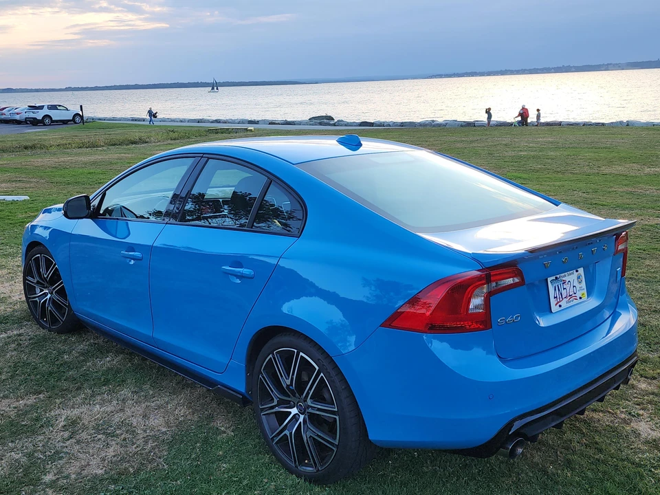 2018 Volvo S60 2nd Gen - Image 9 of 31
