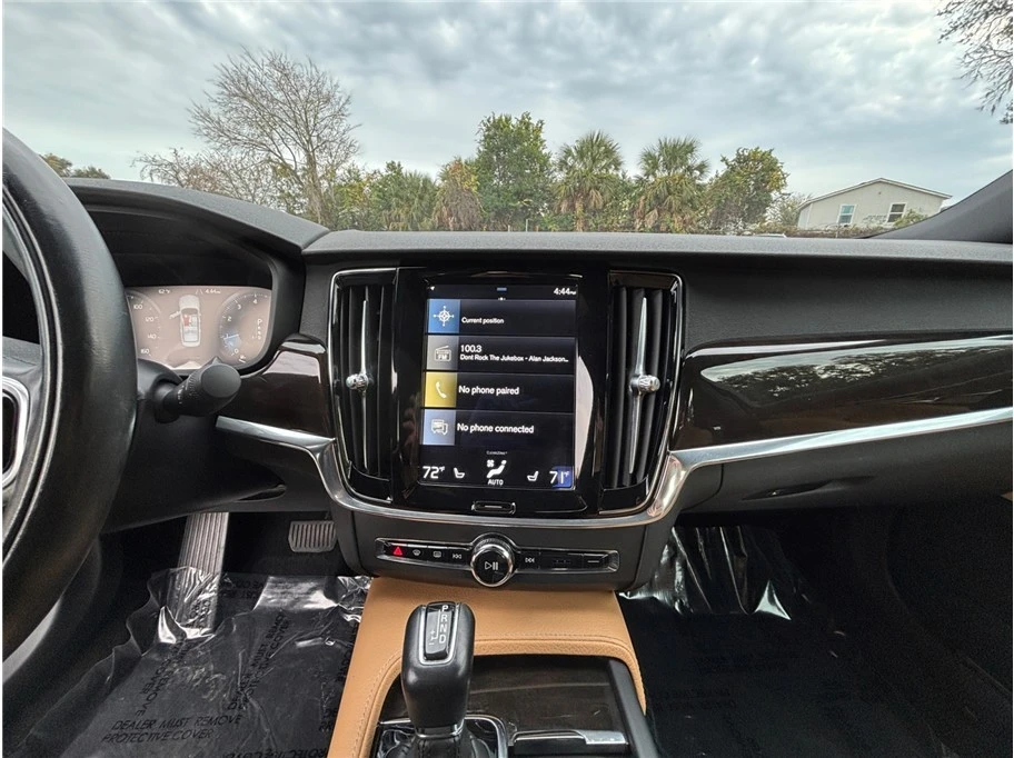 2018 Volvo S90 - Image 11 of 21