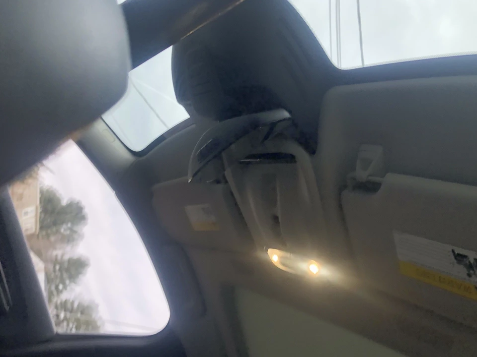 2018 Volvo S90 - Image 14 of 16