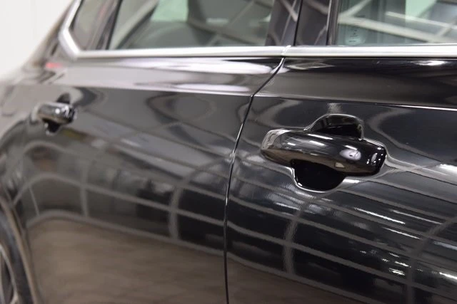 2018 Volvo S90 - Image 17 of 21
