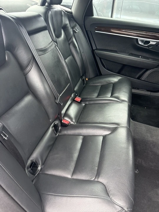 2018 Volvo S90 - Image 9 of 12