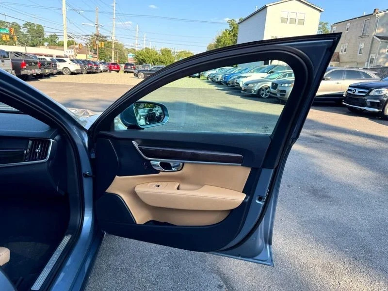 2018 Volvo S90 - Image 11 of 12