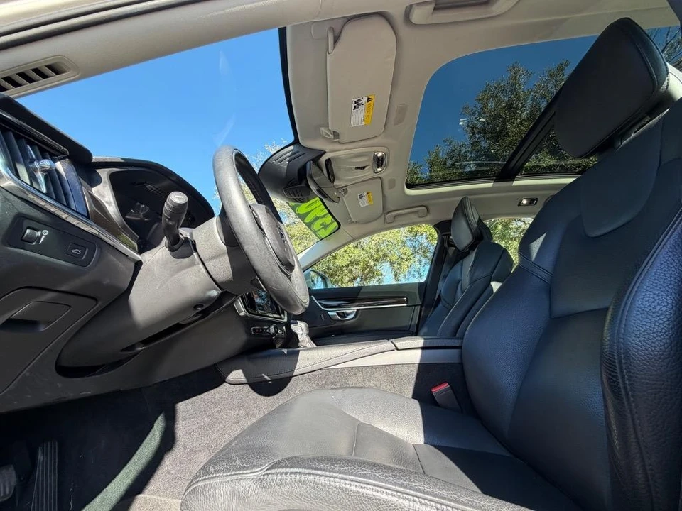 2018 Volvo S90 - Image 8 of 21