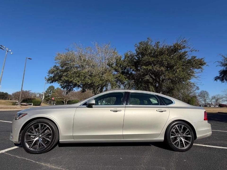 2018 Volvo S90 - Image 2 of 21