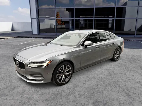 2018 Volvo S90 T5 Momentum Sedan 4D