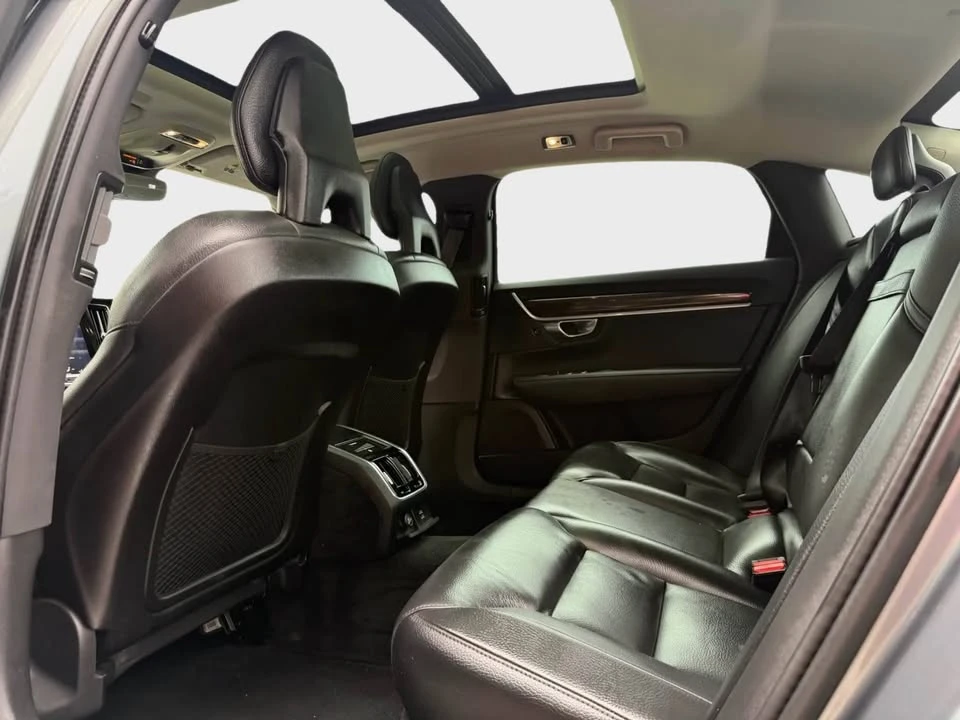 2018 Volvo S90 - Image 12 of 13
