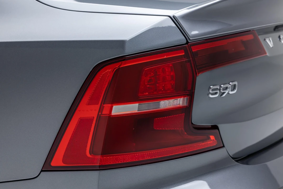 2018 Volvo S90 - Image 21 of 31