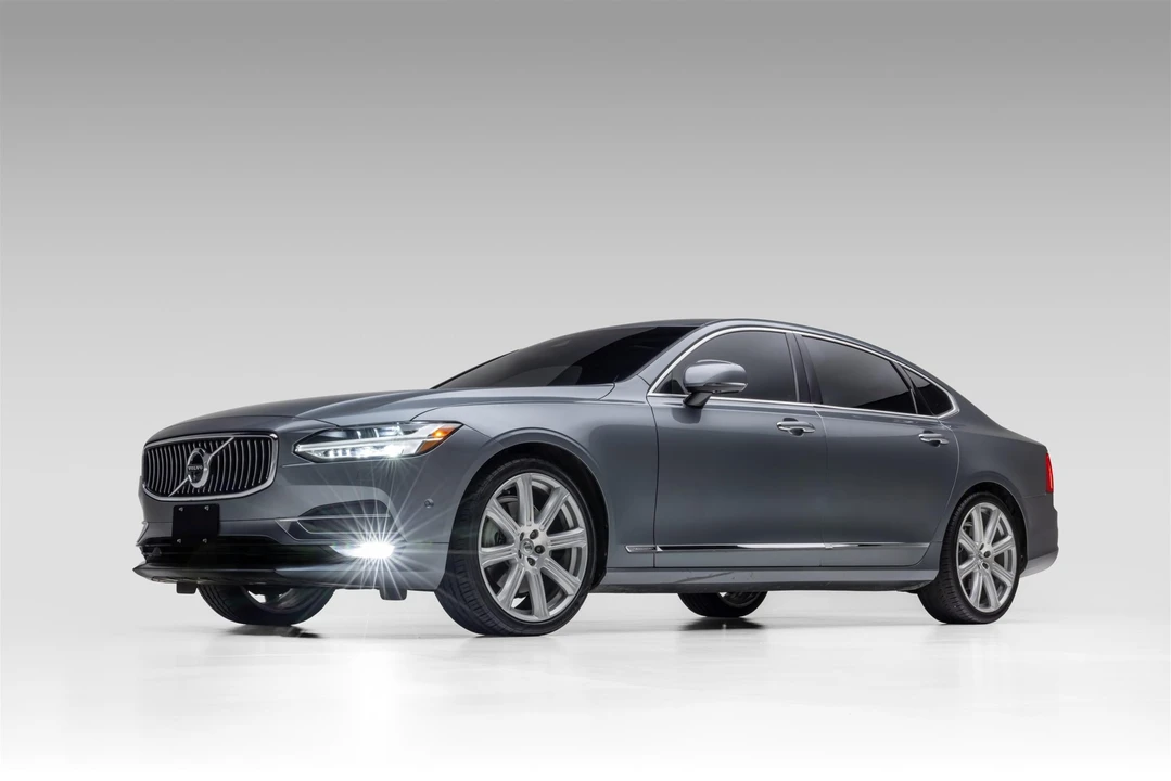 2018 Volvo S90 - Image 5 of 31