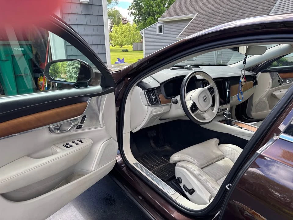 2018 Volvo S90 - Image 11 of 12