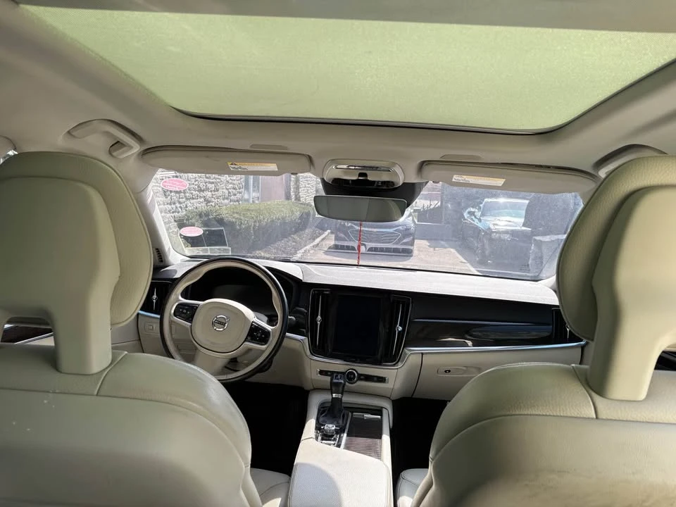 2018 Volvo S90 - Image 9 of 11