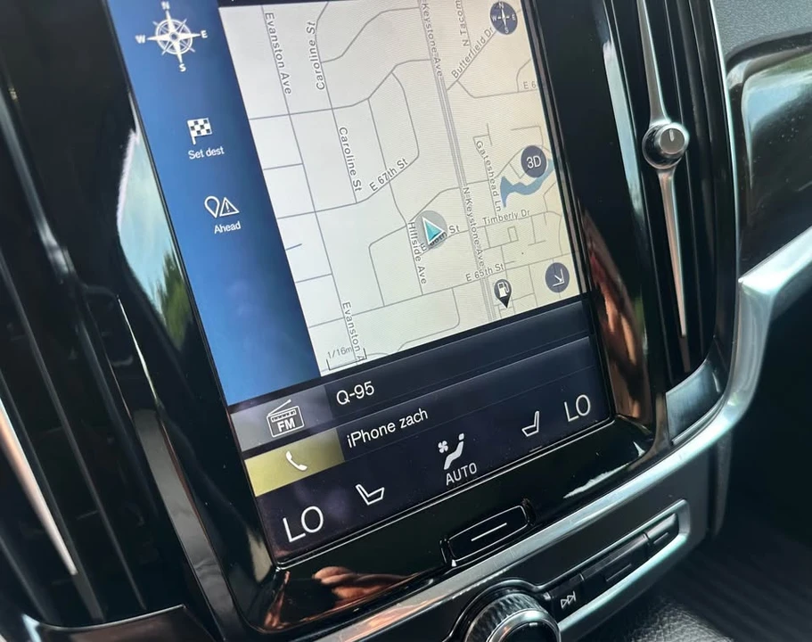 2018 Volvo S90 - Image 16 of 16
