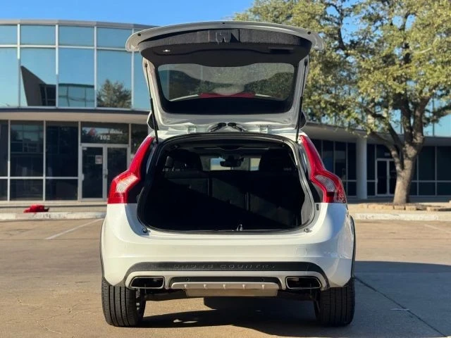 2018 Volvo V60 1st Gen - Image 13 of 21