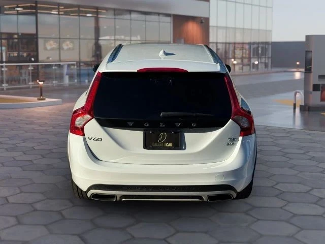 2018 Volvo V60 2nd Gen - Image 8 of 21