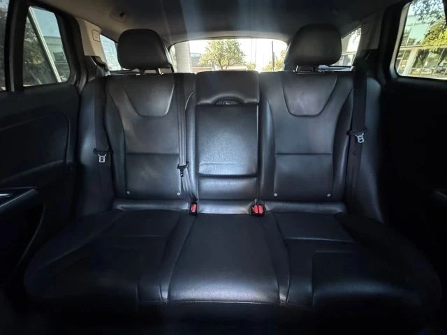 2018 Volvo V60 2nd Gen - Image 16 of 21