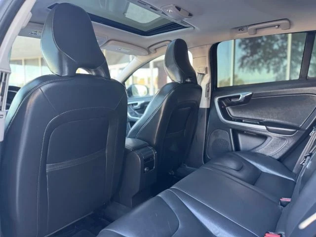 2018 Volvo V60 2nd Gen - Image 19 of 21