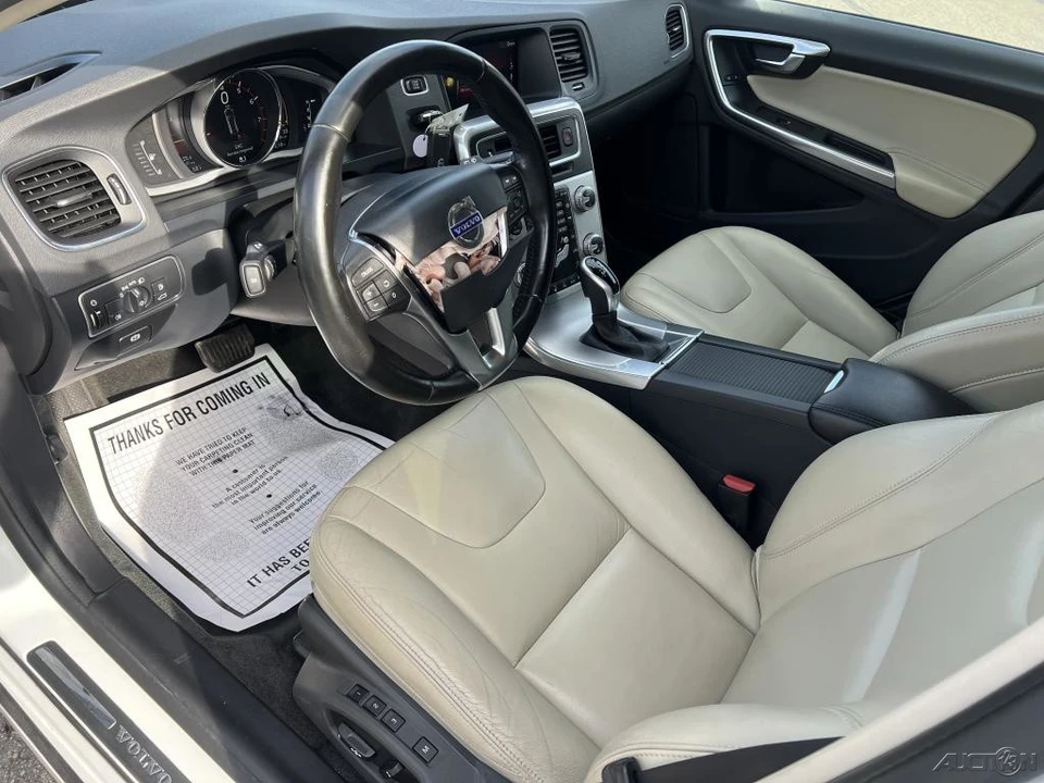 2018 Volvo V60 1st Gen - Image 6 of 12