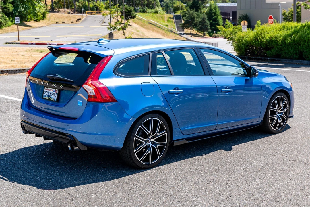 2018 Volvo V60 1st Gen - Image 11 of 31