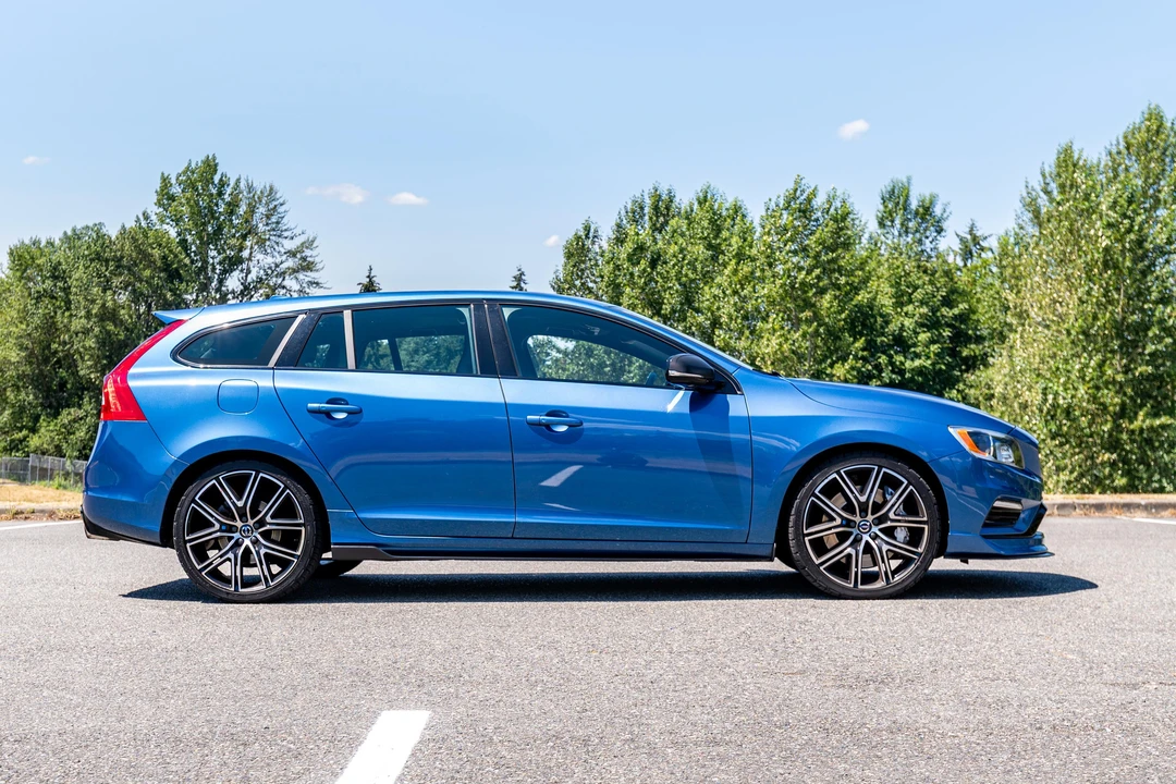 2018 Volvo V60 1st Gen - Image 12 of 31