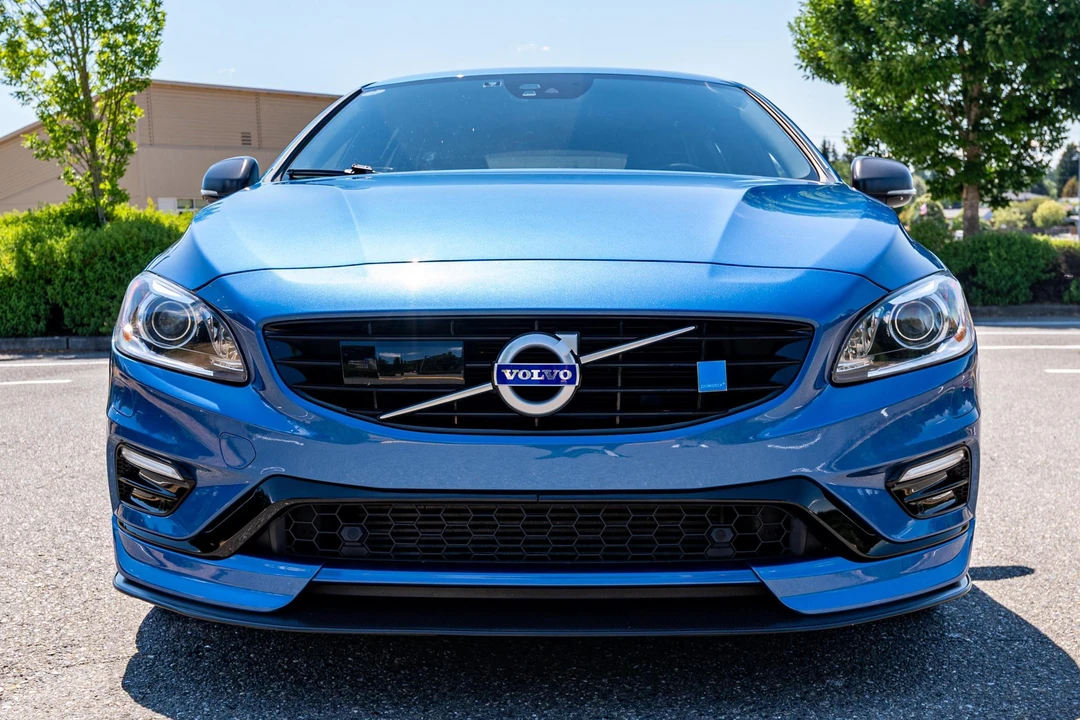 2018 Volvo V60 1st Gen - Image 2 of 31