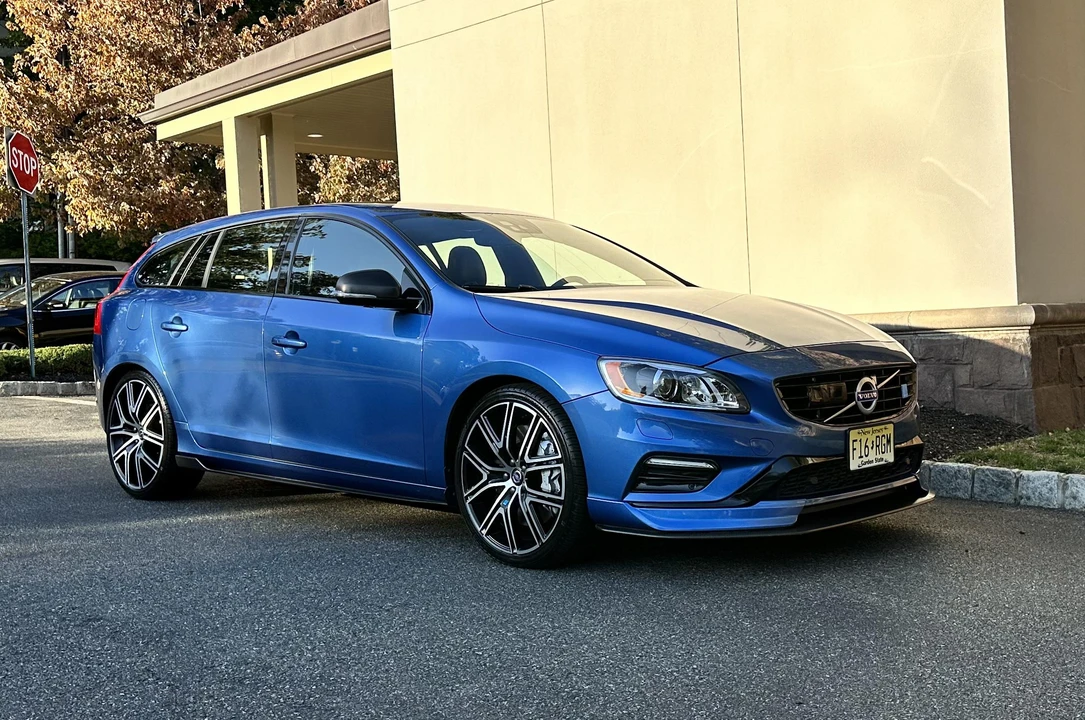 2018 Volvo V60 1st Gen - Image 12 of 31
