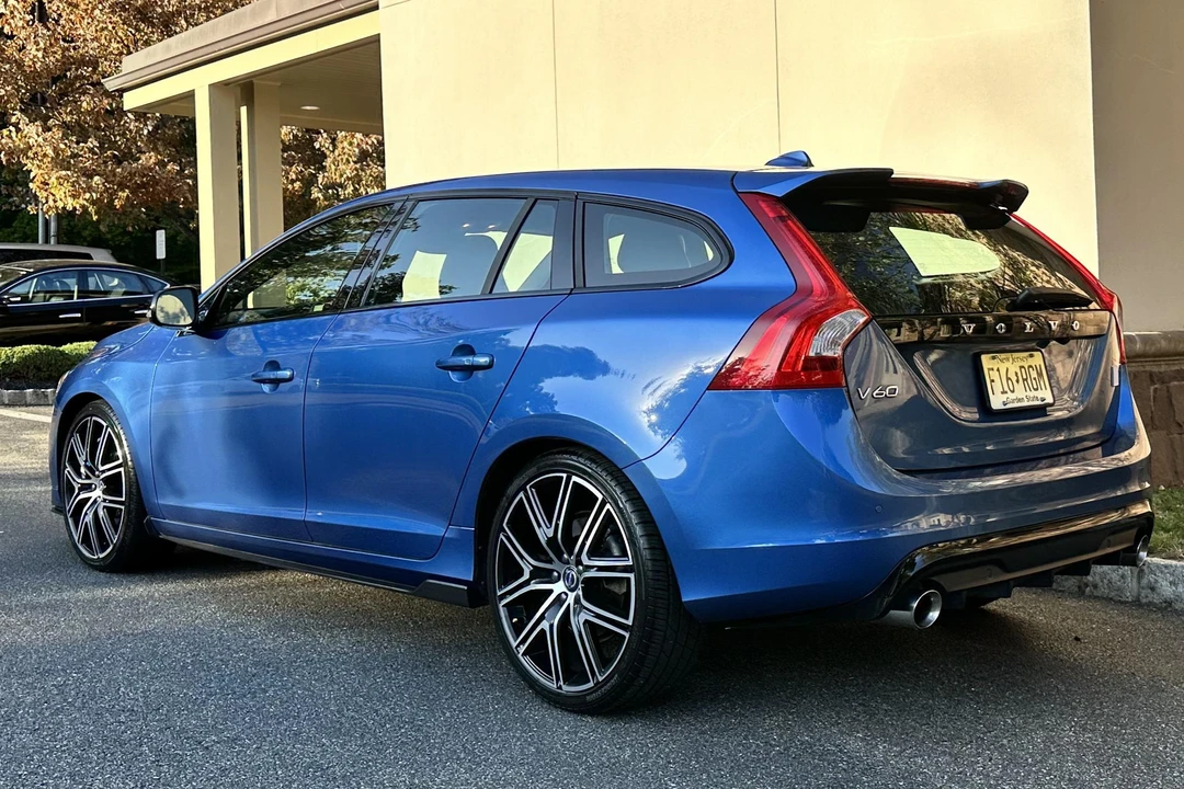 2018 Volvo V60 1st Gen - Image 4 of 31