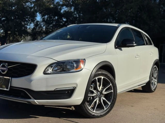 2018 Volvo V60 1st Gen - Image 12 of 21