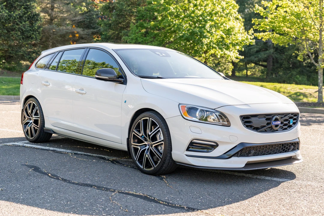 2018 Volvo V60 1st Gen - Image 10 of 31