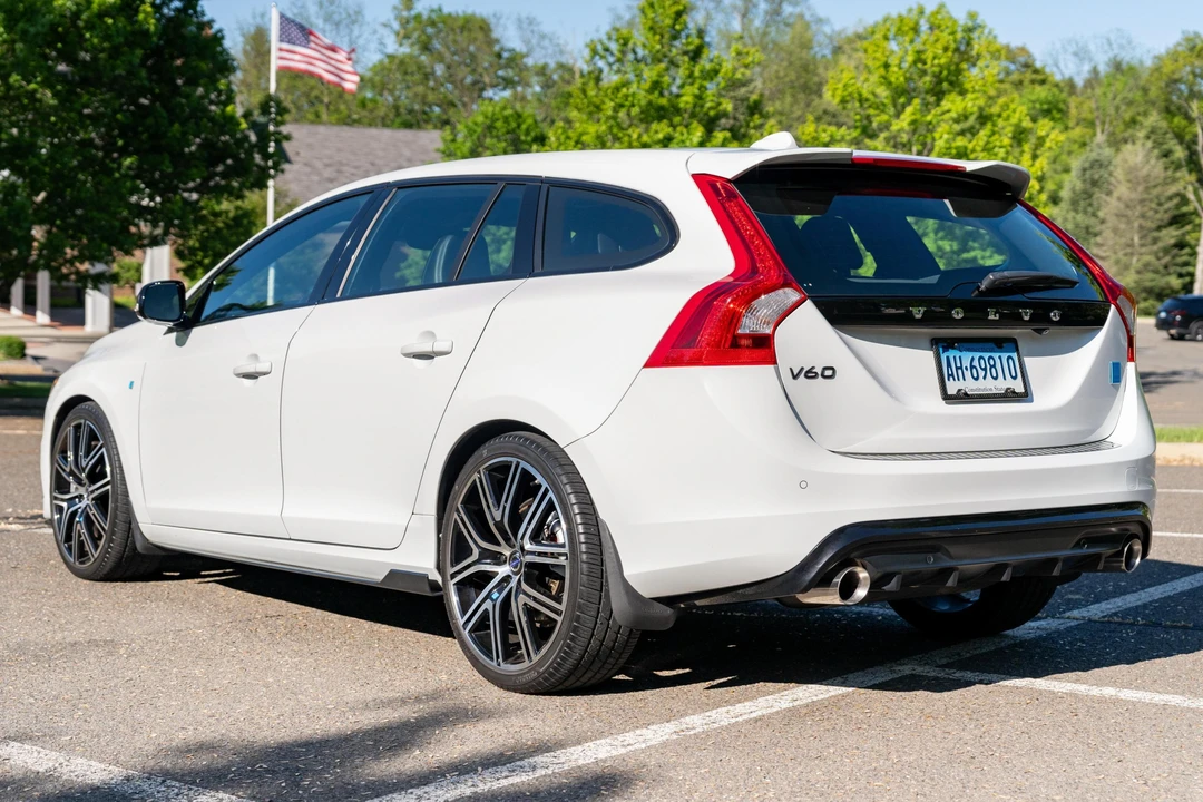 2018 Volvo V60 1st Gen - Image 4 of 31
