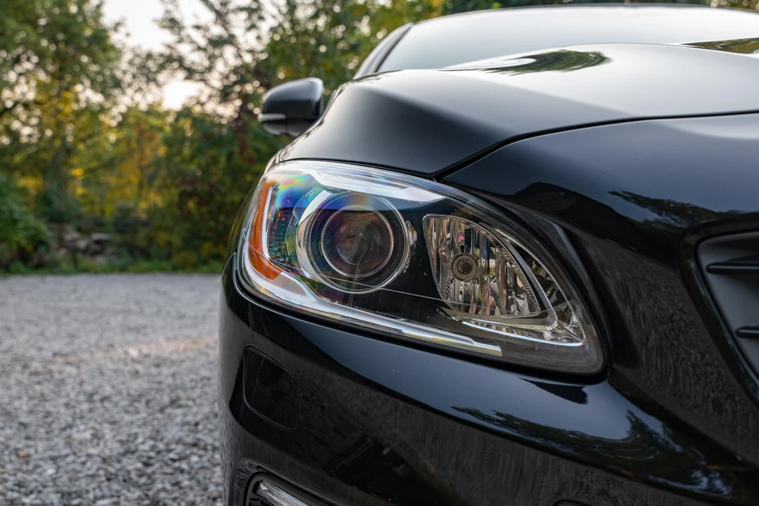 2018 Volvo V60 1st Gen - Image 14 of 31