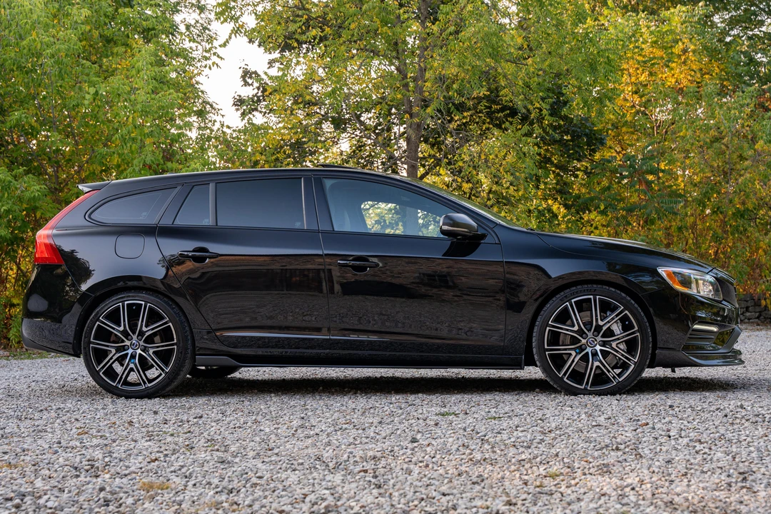 2018 Volvo V60 1st Gen - Image 11 of 31
