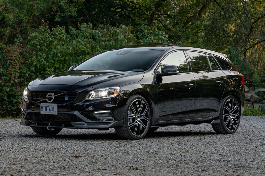 2018 Volvo V60 1st Gen - Image 8 of 31
