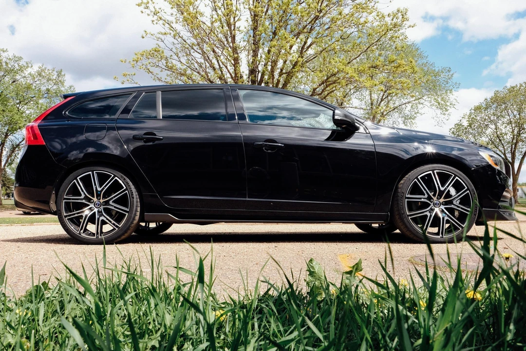 2018 Volvo V60 1st Gen - Image 3 of 31