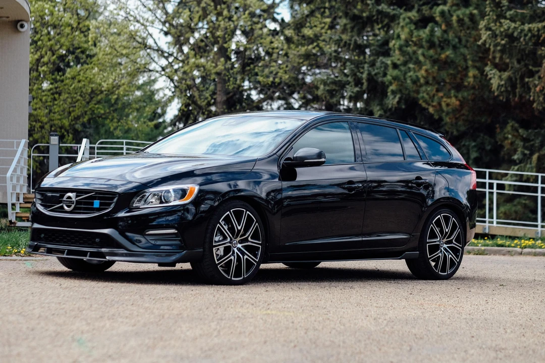 2018 Volvo V60 1st Gen - Image 13 of 31