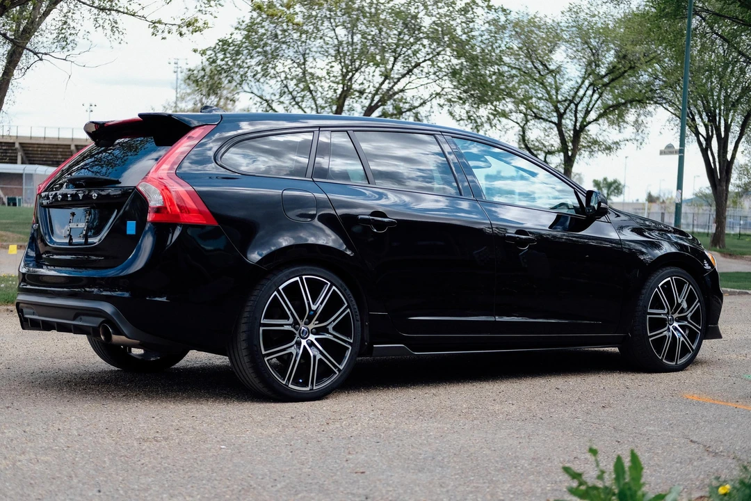 2018 Volvo V60 1st Gen - Image 26 of 31