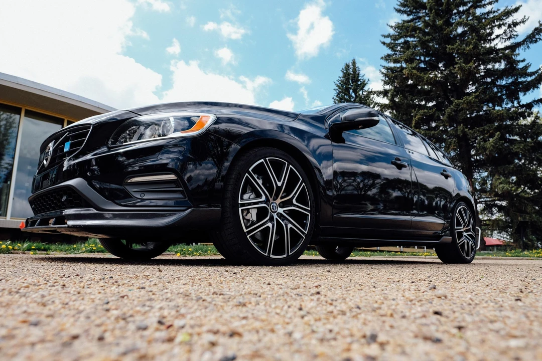 2018 Volvo V60 1st Gen - Image 12 of 31