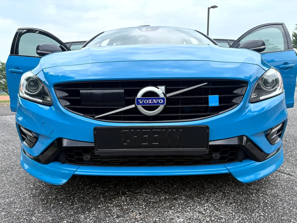 2018 Volvo V60 1st Gen - Image 14 of 31