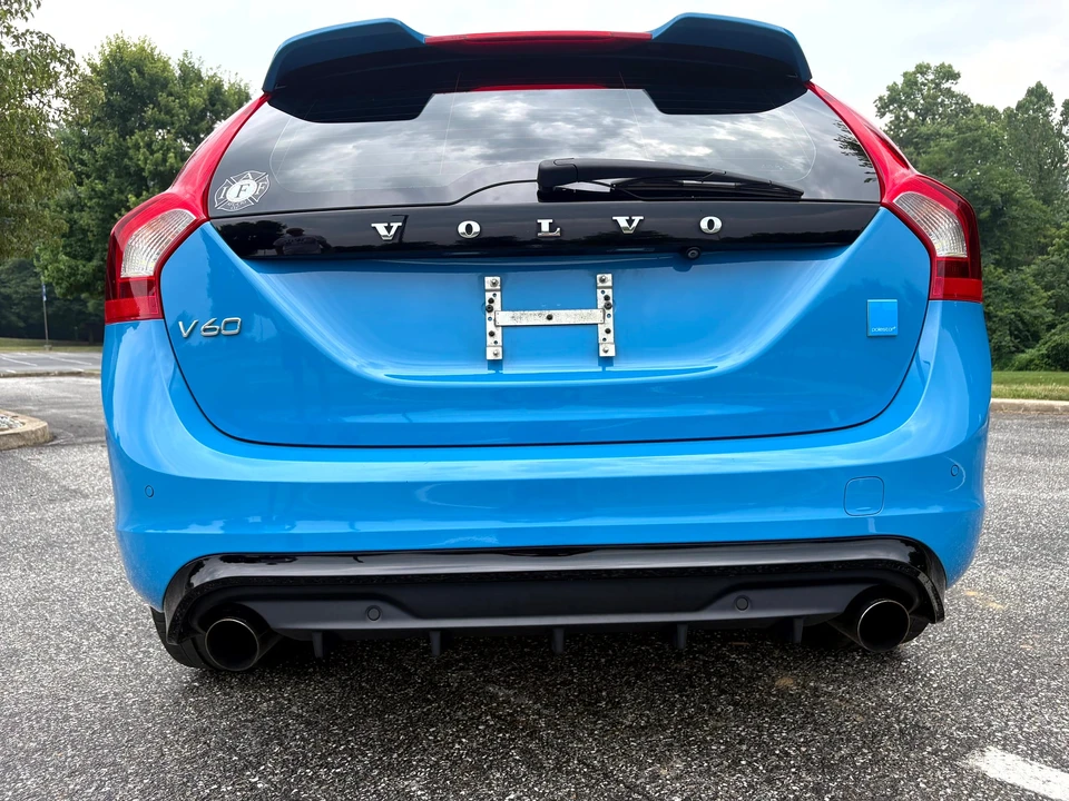 2018 Volvo V60 1st Gen - Image 9 of 31