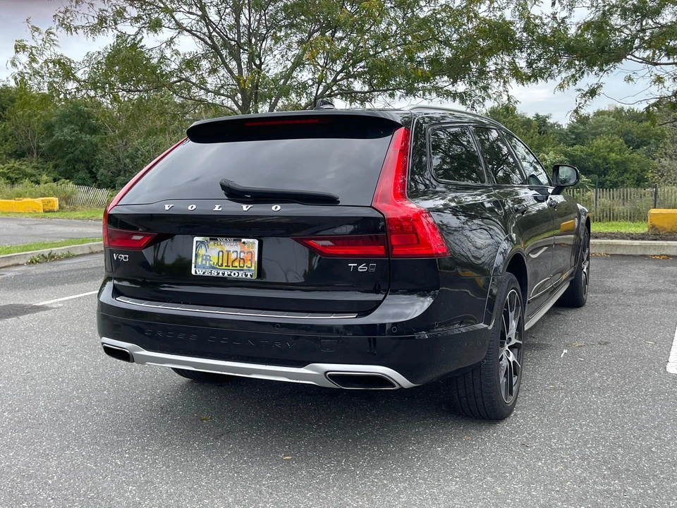 2018 Volvo V90 - Image 12 of 31