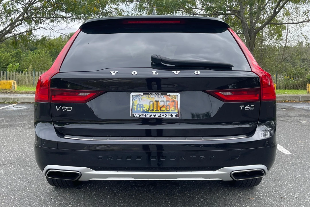 2018 Volvo V90 - Image 5 of 31