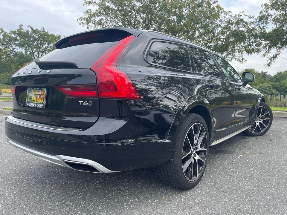 2018 Volvo V90 - Image 14 of 31