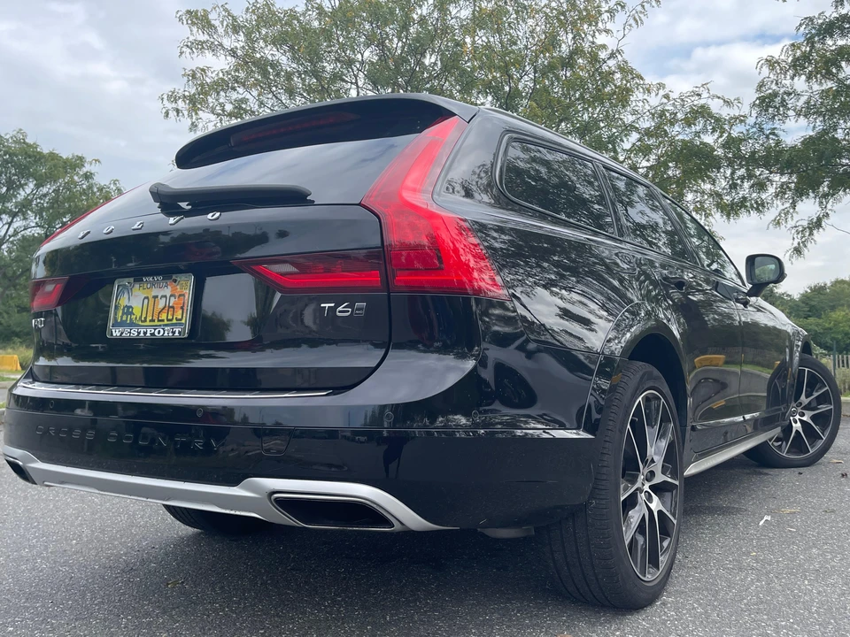 2018 Volvo V90 - Image 13 of 31