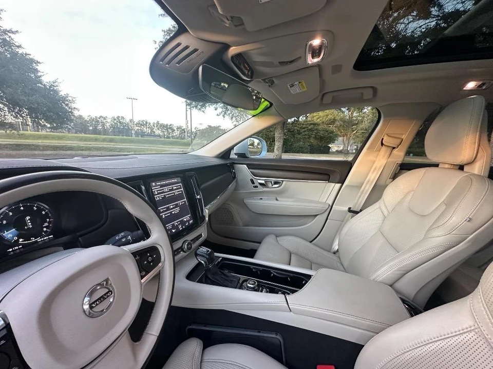 2018 Volvo V90 - Image 10 of 21