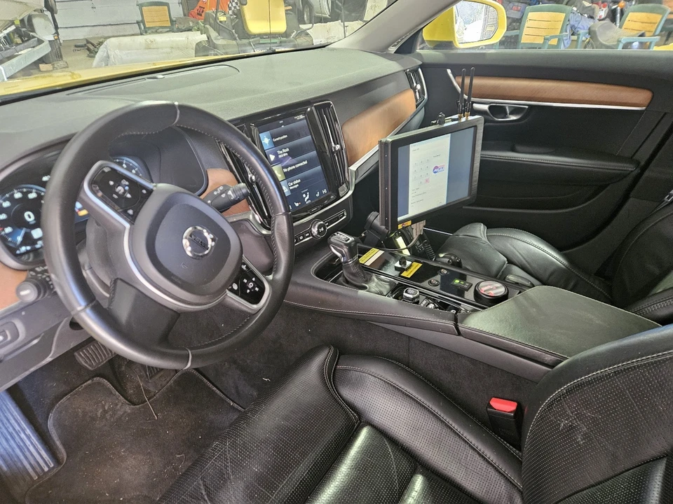2018 Volvo V90 - Image 14 of 16