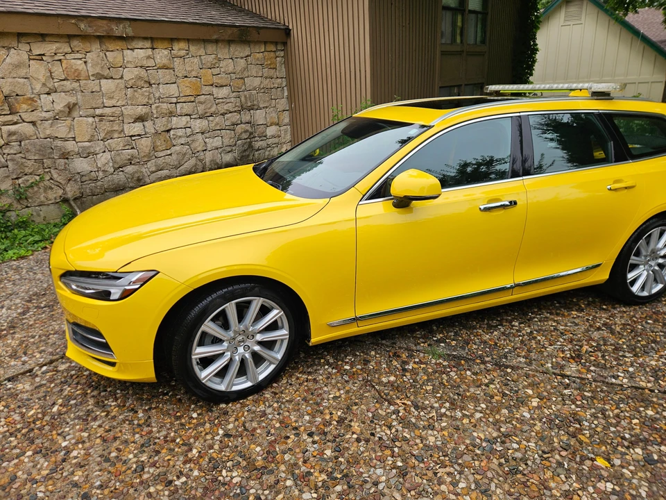 2018 Volvo V90 - Image 11 of 31
