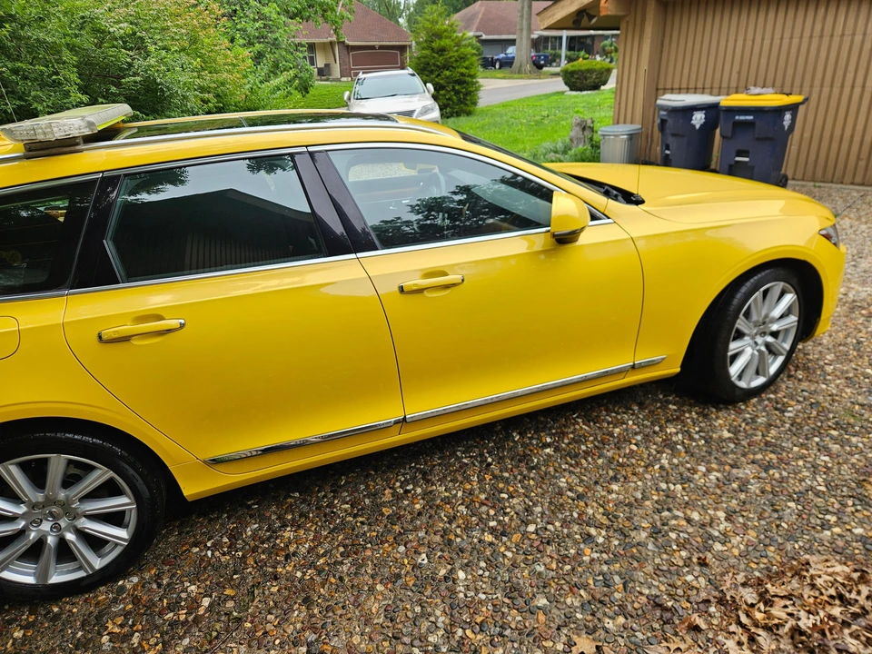 2018 Volvo V90 - Image 17 of 31