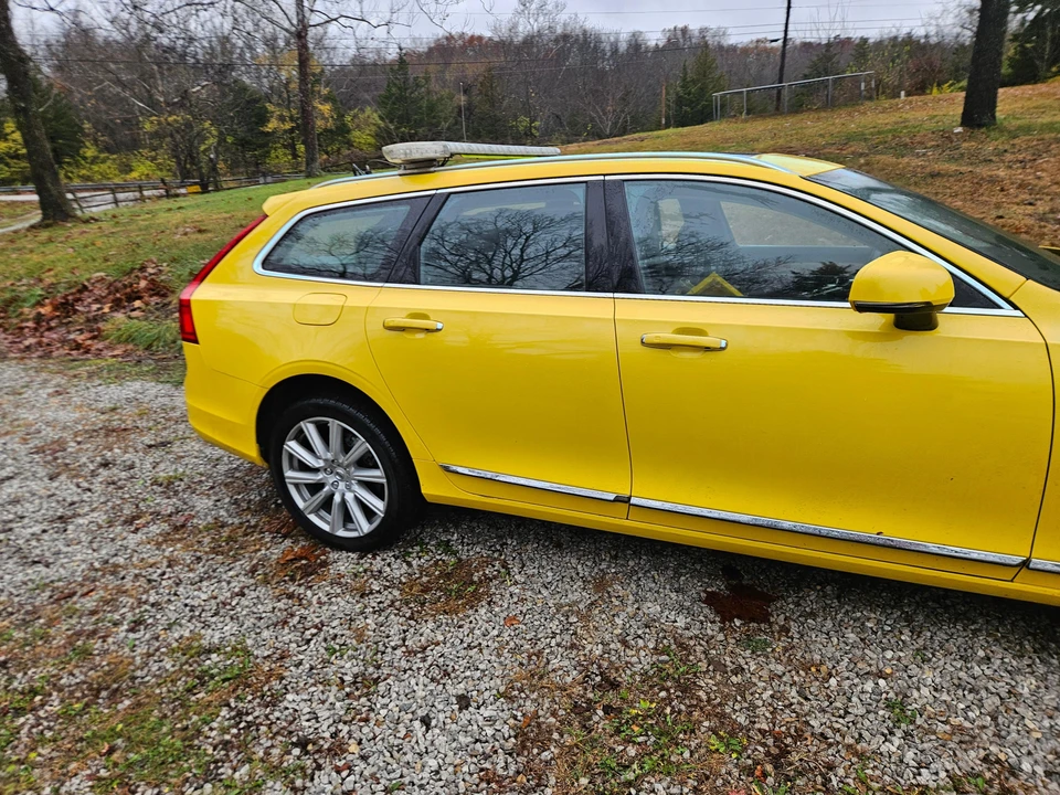 2018 Volvo V90 - Image 16 of 31