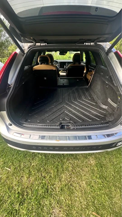 2018 Volvo V90 - Image 8 of 10